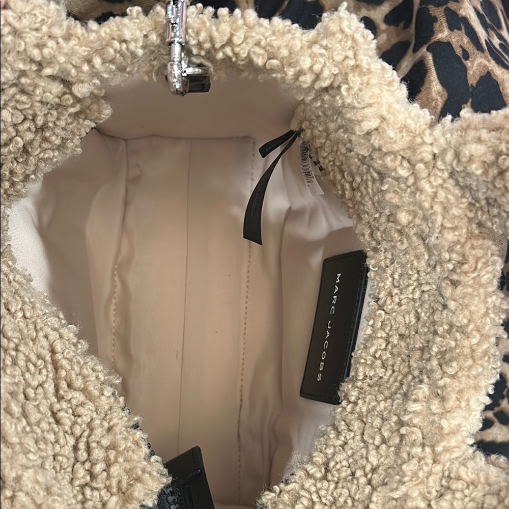 Marc Jacobs Tan and Black Teddy Tote Bag - Picture 2 of 4